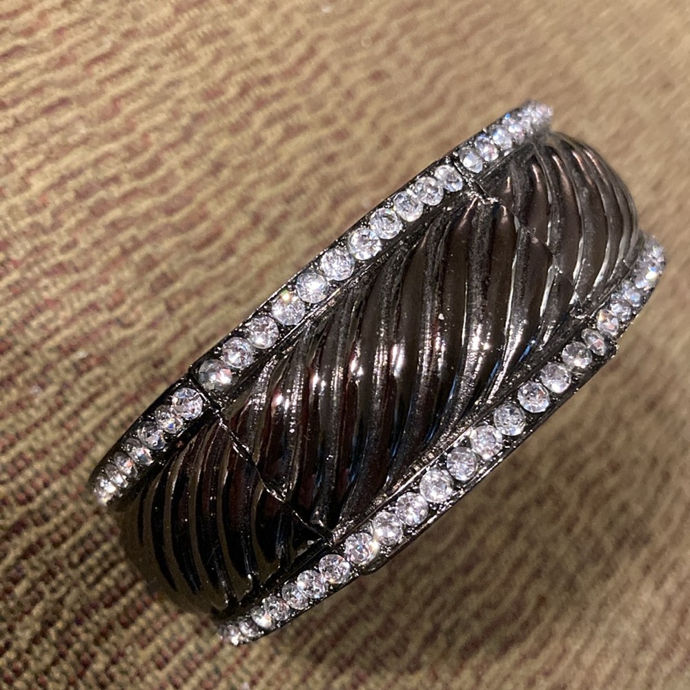 NWOT - Black Stretch Bracelet With Swirl Design and Cubic Zirconia Side Edging